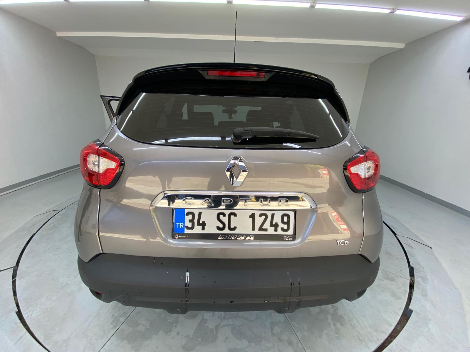 RENAULT CAPTUR 26